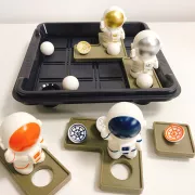 amazon人氣熱賣 Space Astronaut太空人移動棋邏輯推理益智棋盤桌遊