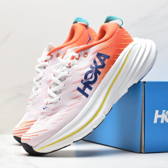 歐洲限定版 HOKA M CLIFTON 9全新配色--橙白漸變色輕量緩震跑鞋運動鞋波鞋