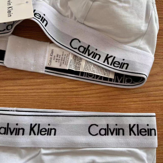 New! Calvin Klein 高檔精梳綿Bra套+底褲兩件套